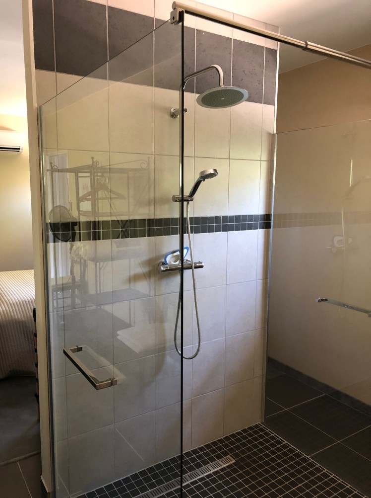 12E23AD1-6E54-4525-911B-8EA1081A9745